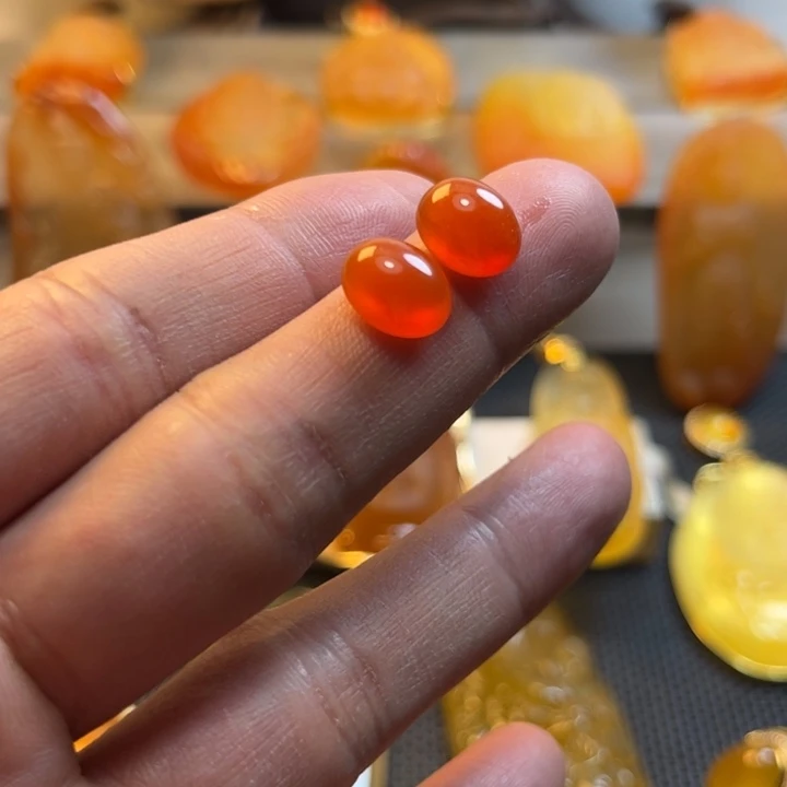 石英质玉颈饰银S925镀金镶嵌古*胡