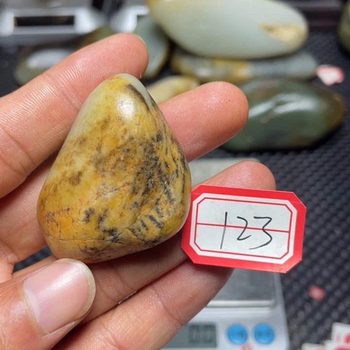 颈饰未镶嵌和田玉123