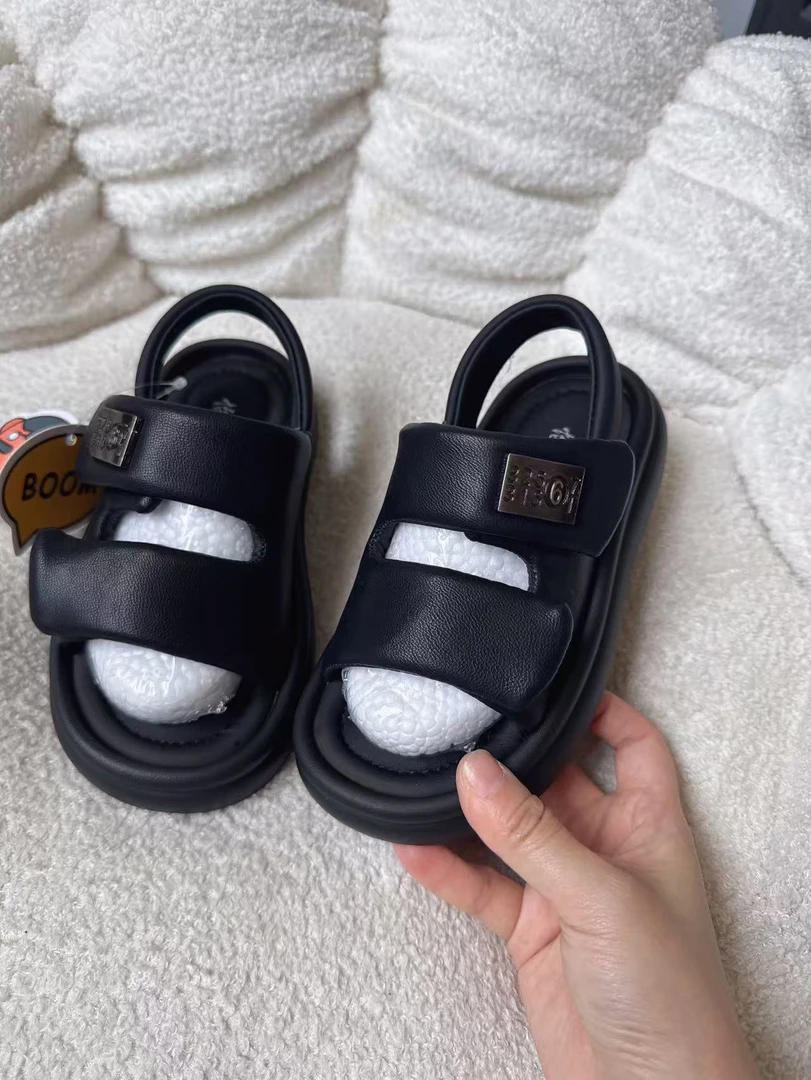 MK5812B儿童时尚百搭舒适羊皮舒适感凉鞋