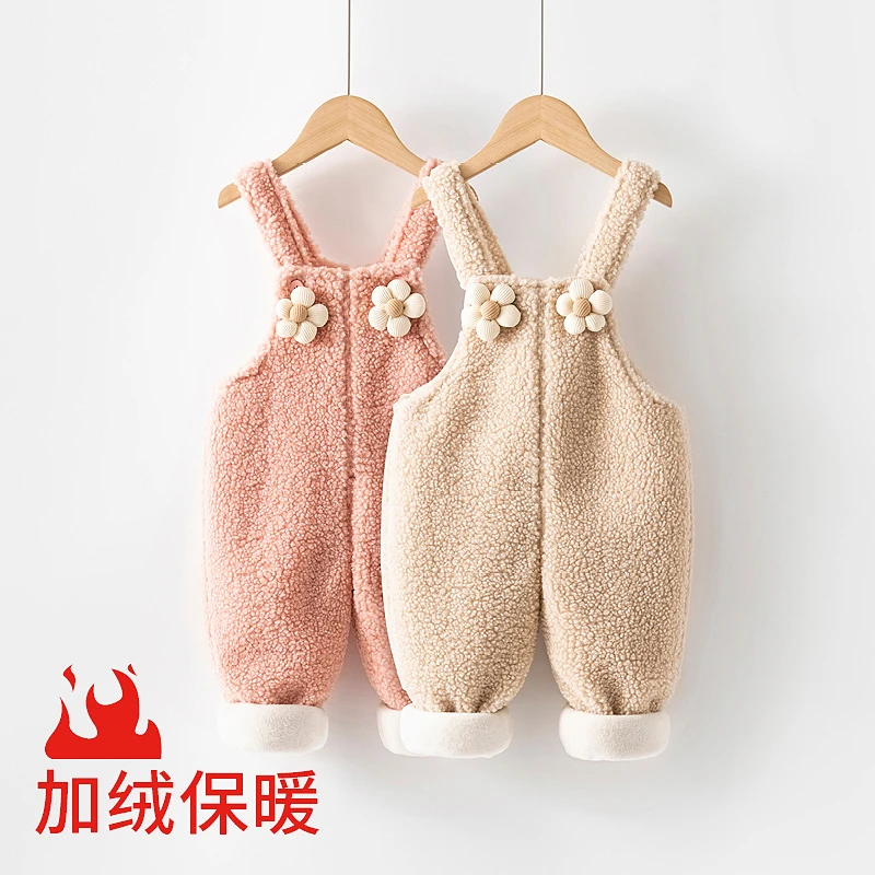 女宝宝背带裤秋冬加绒保暖羊羔绒可爱小花1一4岁婴儿连体裤子6181