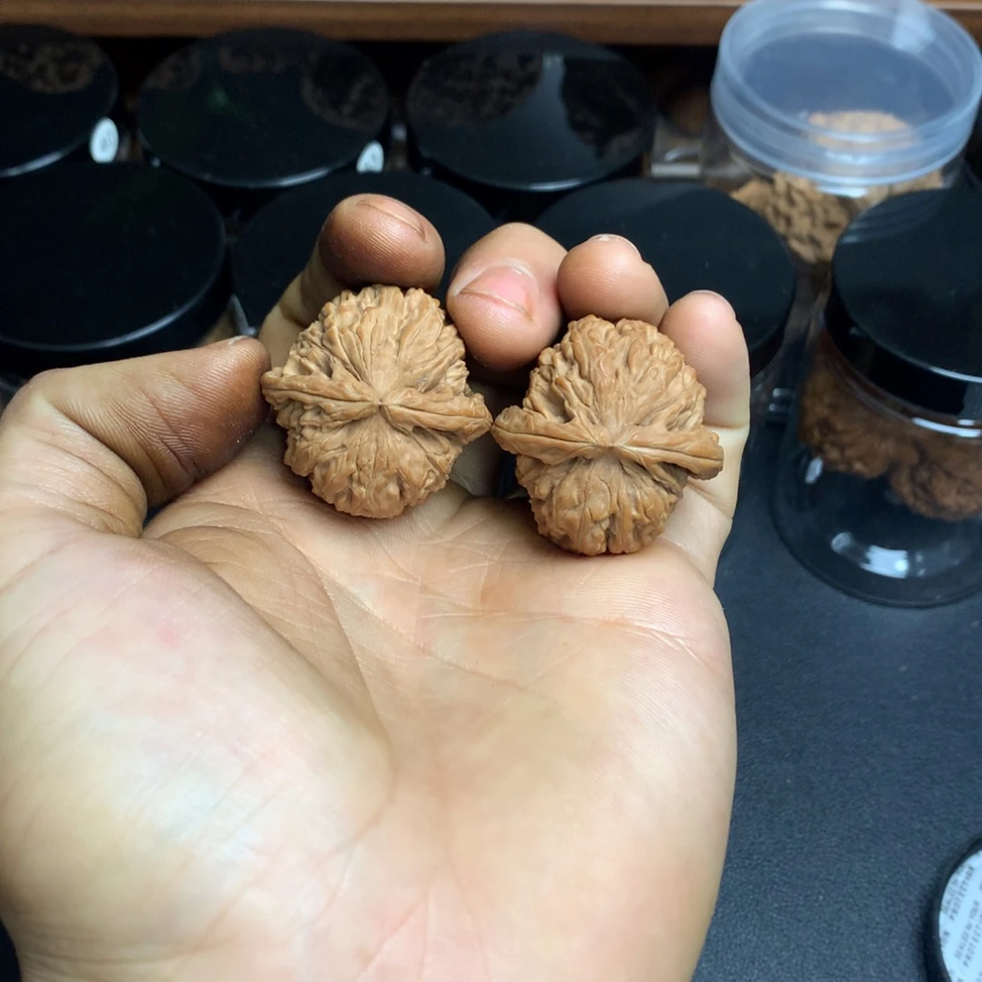 吊坠文玩核桃35白狮子