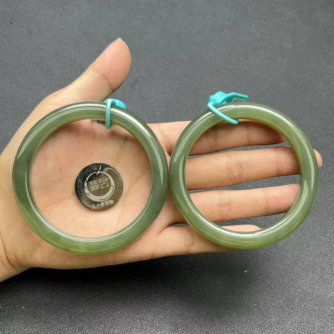 翡昱-SH22-15396-和田玉手镯-多样性发其一D