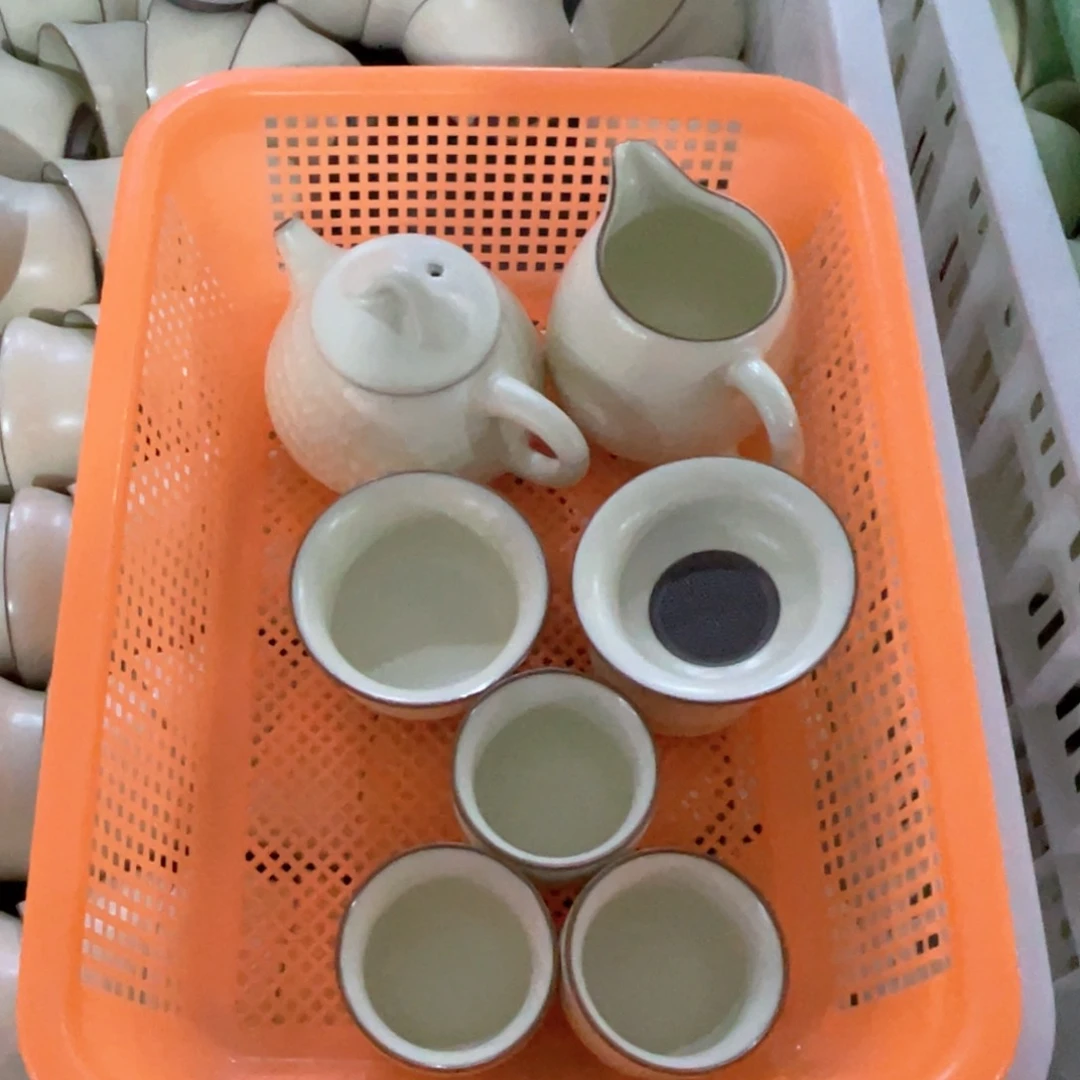 瓷片小微瑕。。。。。。。。。。。