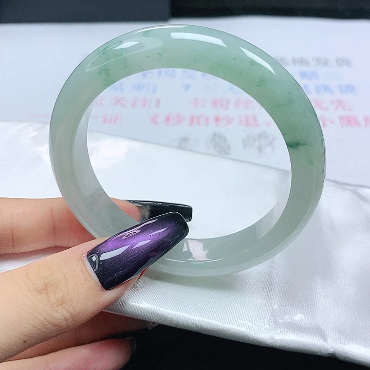 翡翠手镯未镶嵌翡翠53.7冰胶润飘花正圈