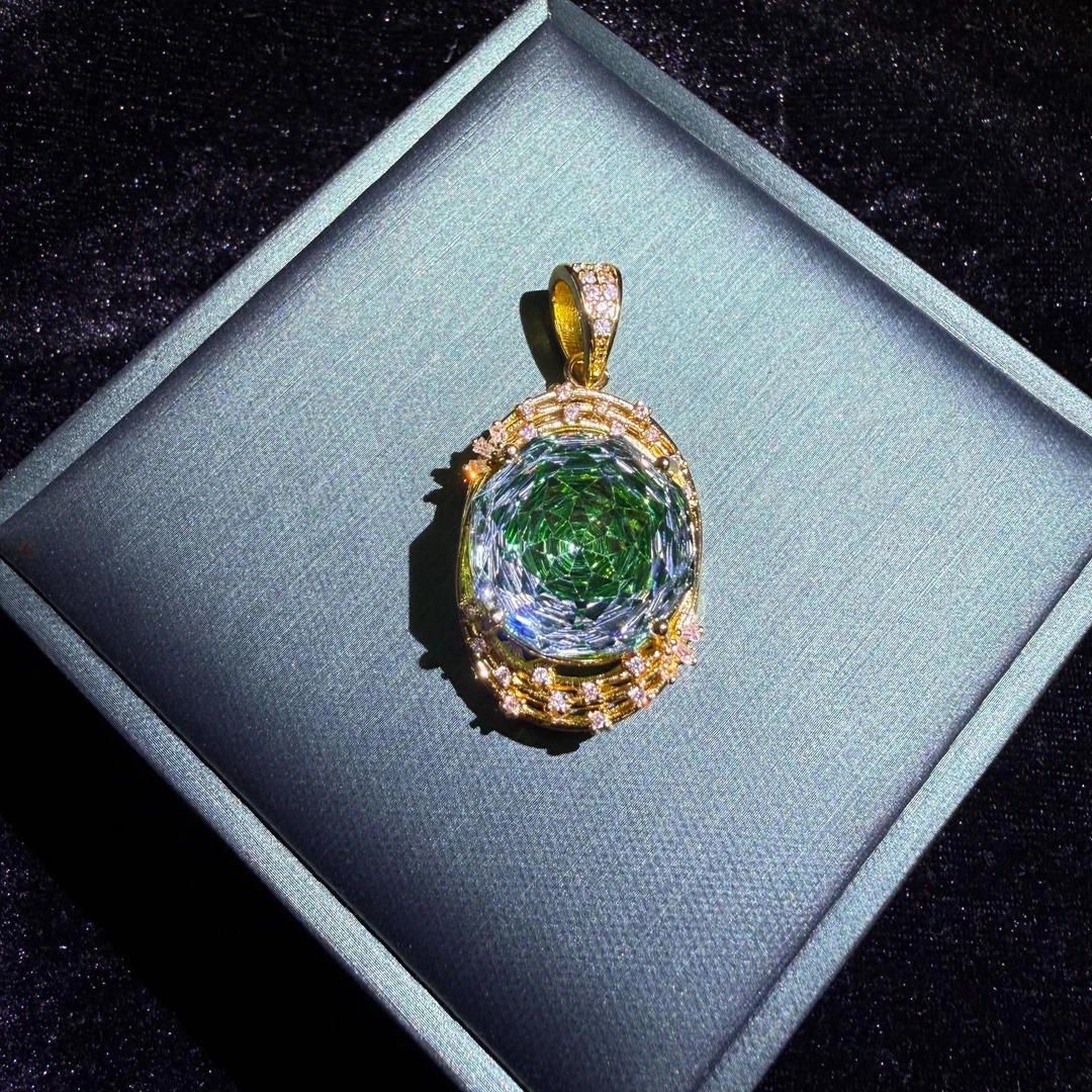 【高级定制】收藏级轻奢时尚设计吊坠WDA10050