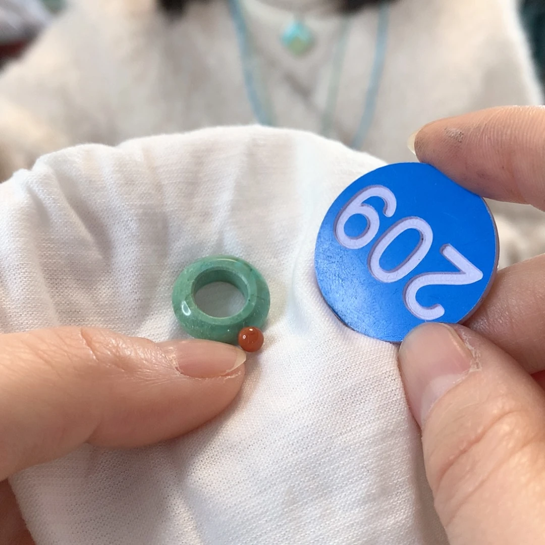 南红玛瑙珠宝奇石未镶嵌