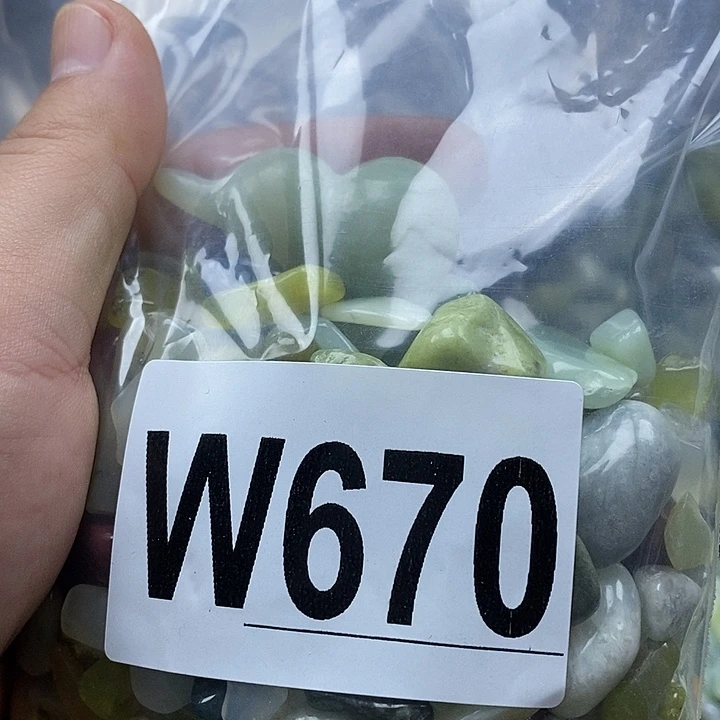 蛇纹石玉未镶嵌鱼缸的