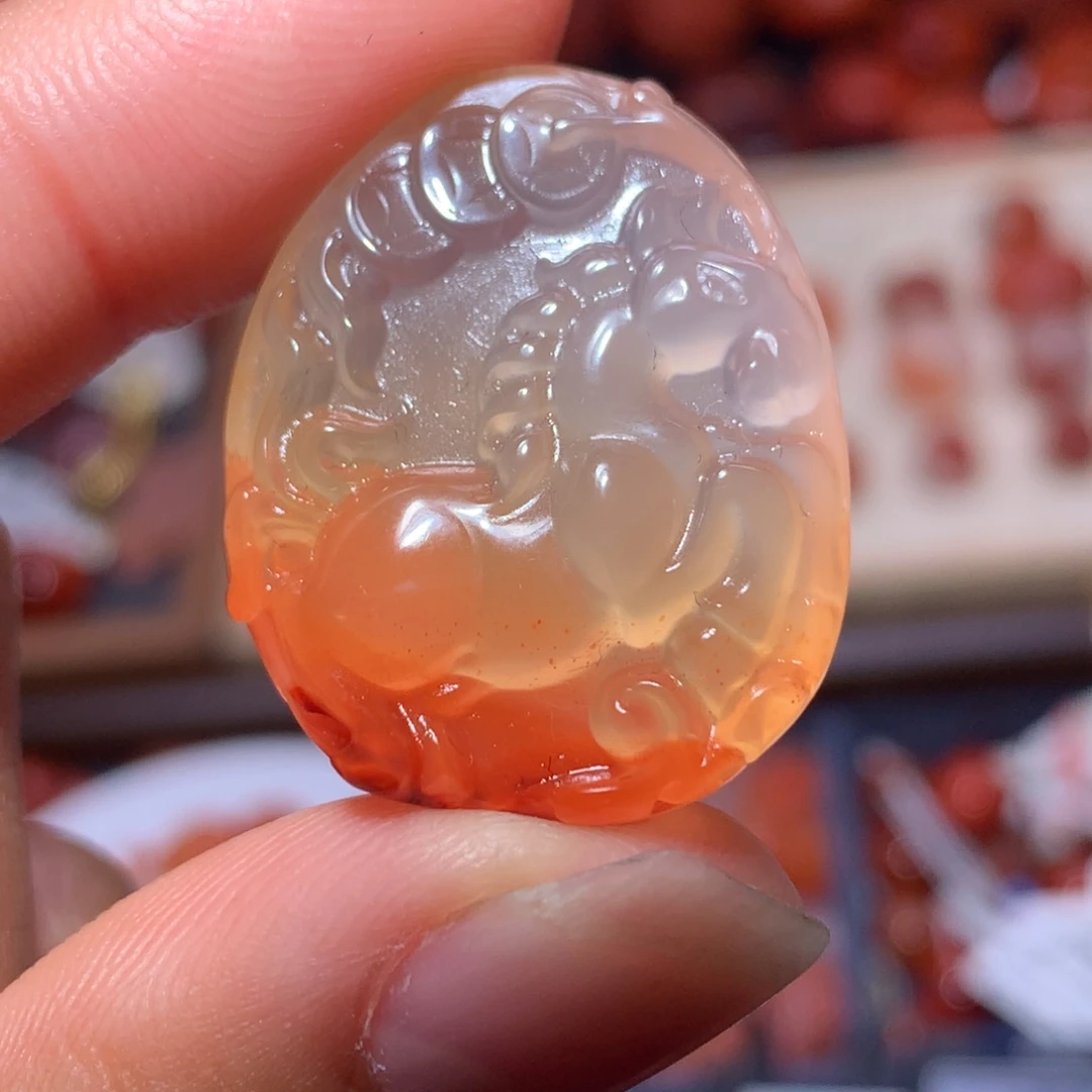 南红玛瑙未镶嵌珠宝半成品马牌