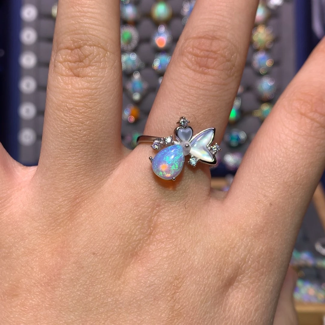 银S925镶嵌欧泊戒指