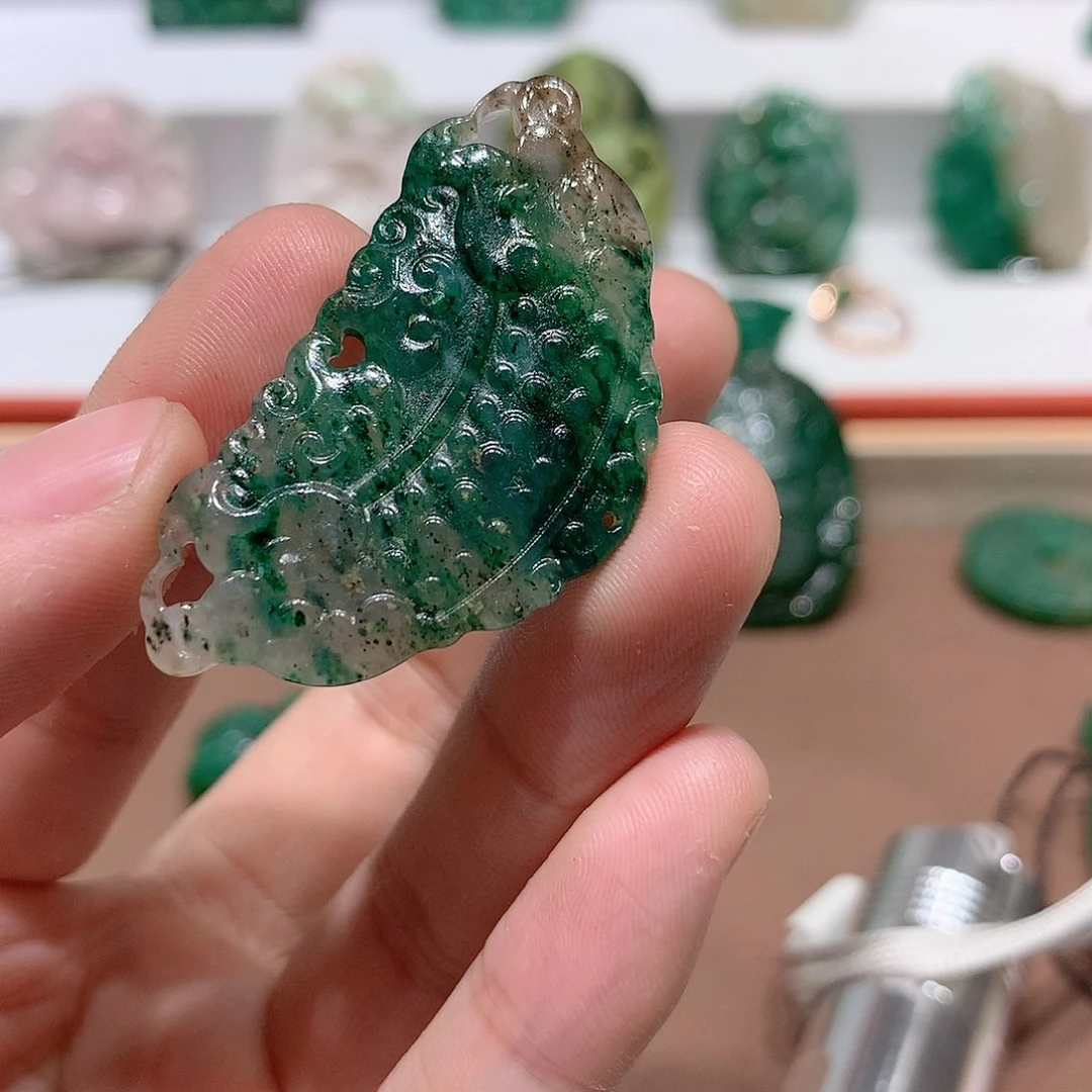 独山玉挂件未镶嵌