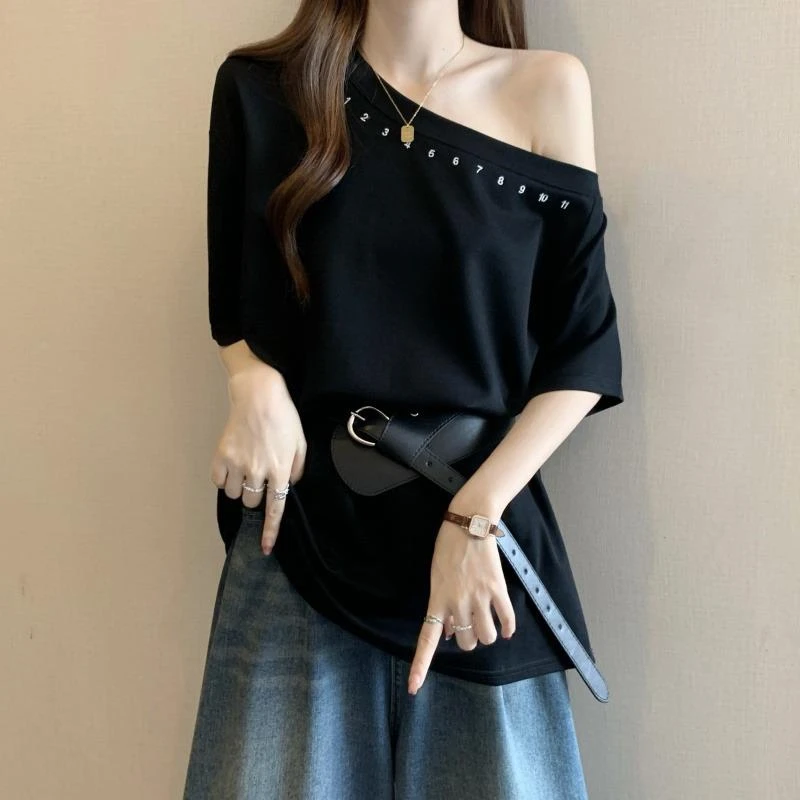 杜拉妮设计感不规则斜肩黑色短袖T恤女2025夏季大码胖mm中长款腰