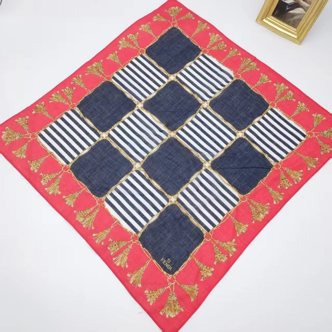 95新 FENDI/芬迪 海囤/芬迪/丝巾/yy10008