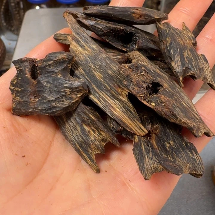 断***方沉香碎屑沉香棋楠老陆河高端树心油块料30克