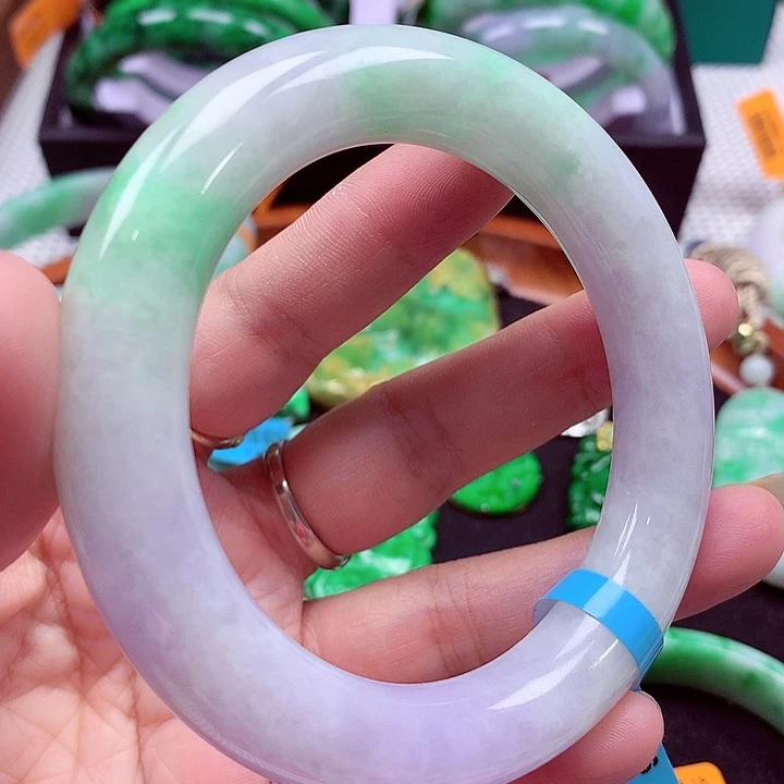 未镶嵌手镯翡翠翡翠