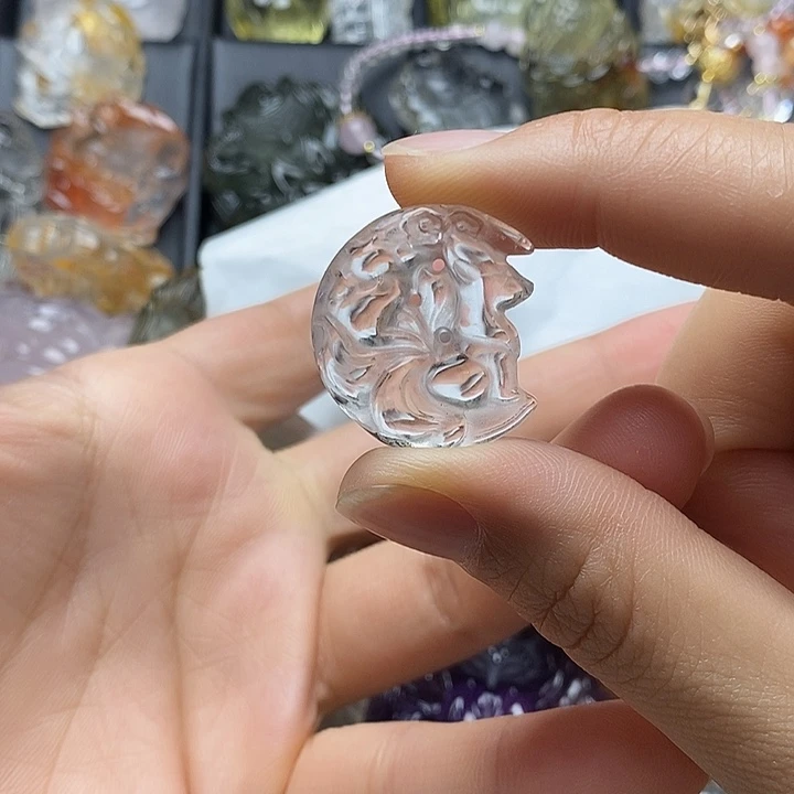 未镶嵌颈饰水晶水晶吊坠