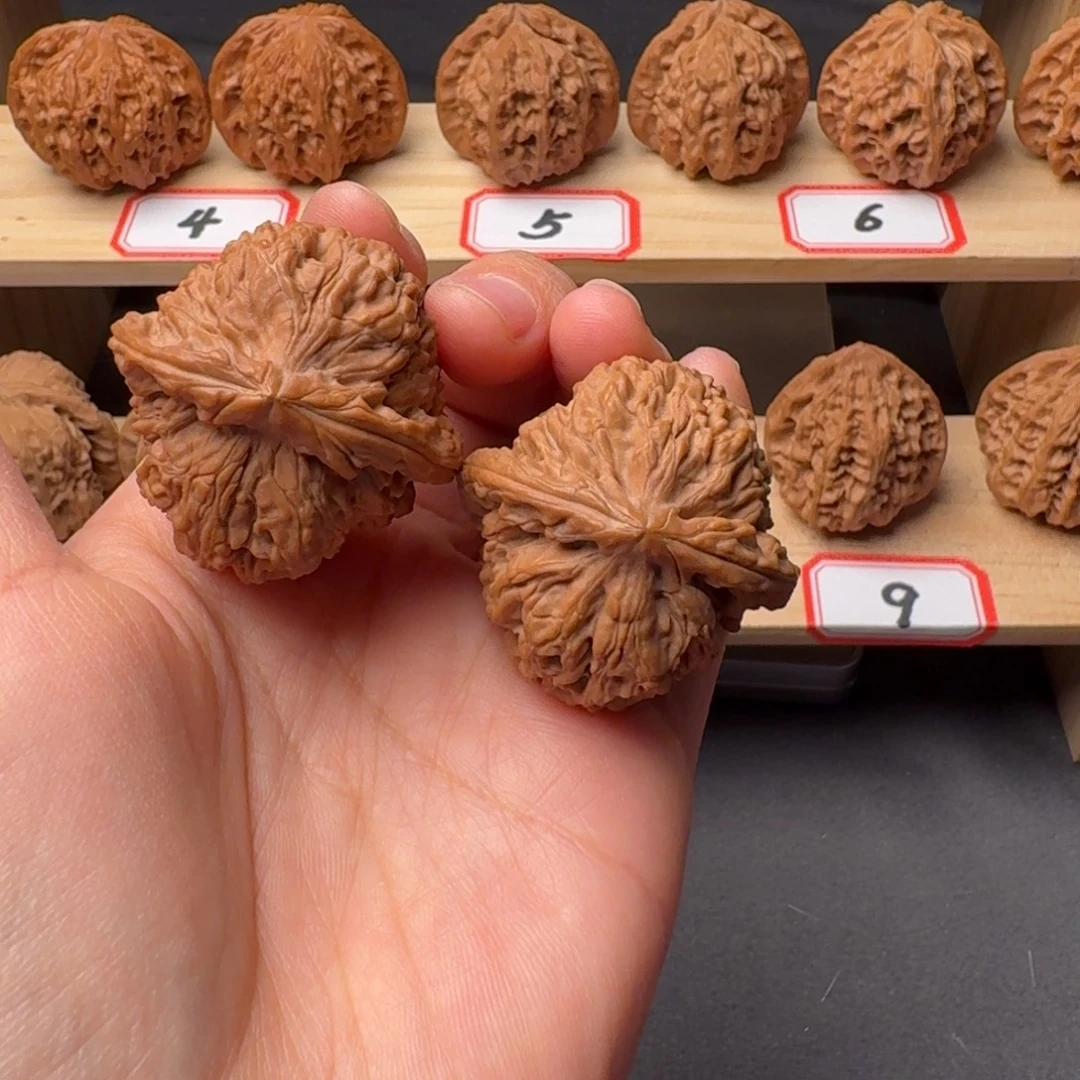 文玩核桃把件南疆石39尺