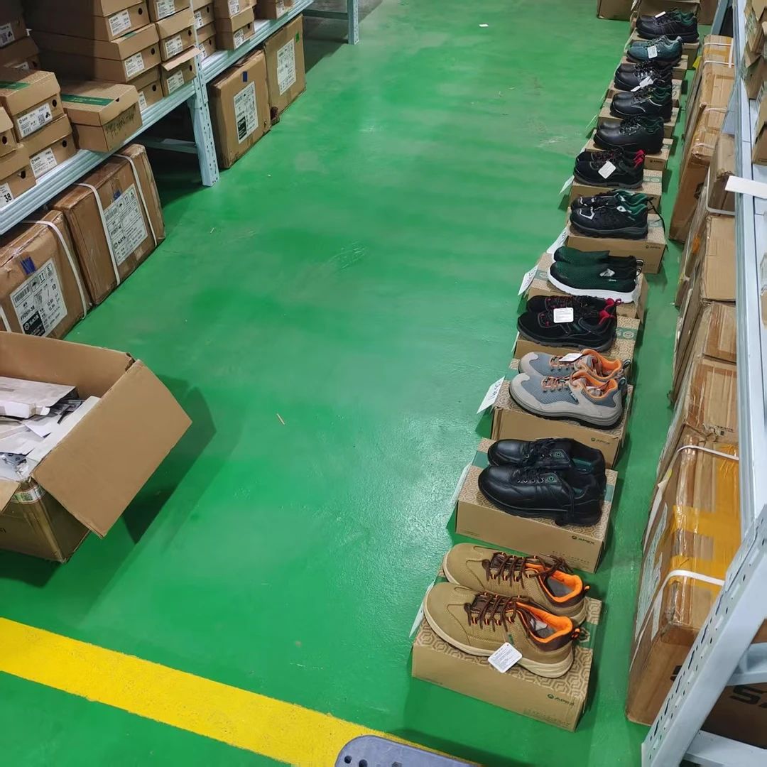 w50，断码劳保鞋，无售后