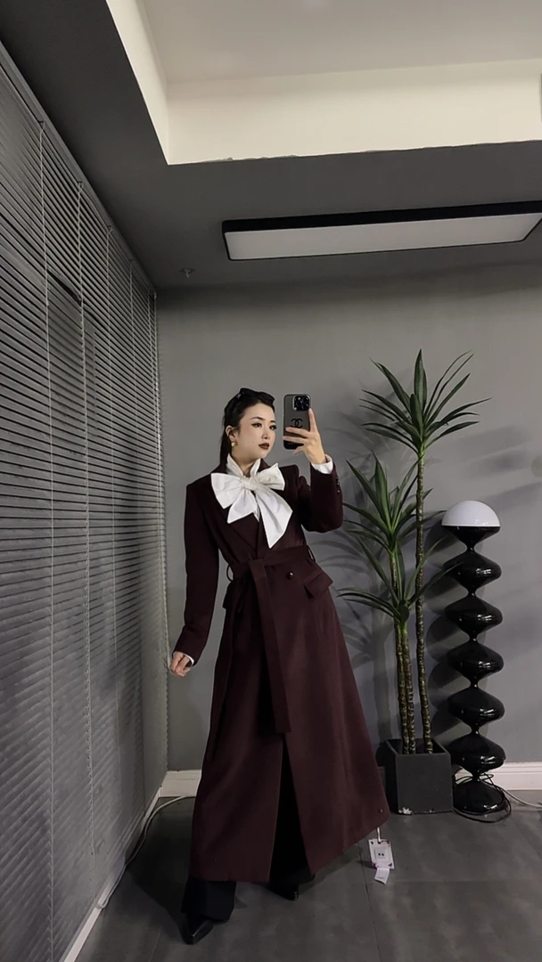 「轻奢大衣」89960收腰款羊毛大衣（显瘦气质时尚黑色秋冬中长款）