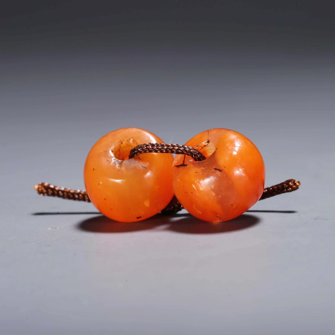 【济文阁】JOY20121337清代 南红玛瑙对珠