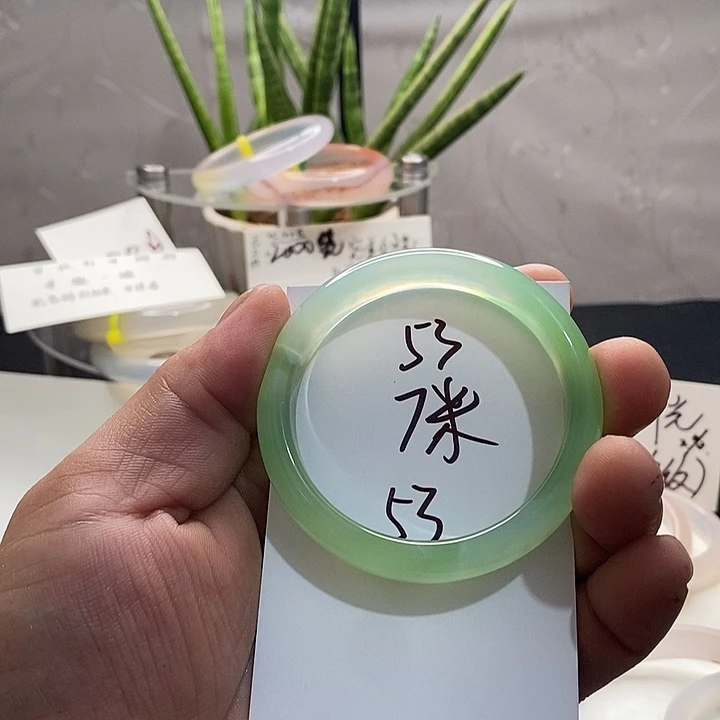 玛瑙/玉髓手镯未镶嵌53