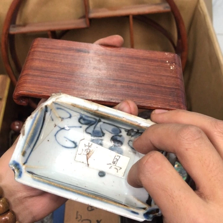 陶瓷孤品单件车里拍