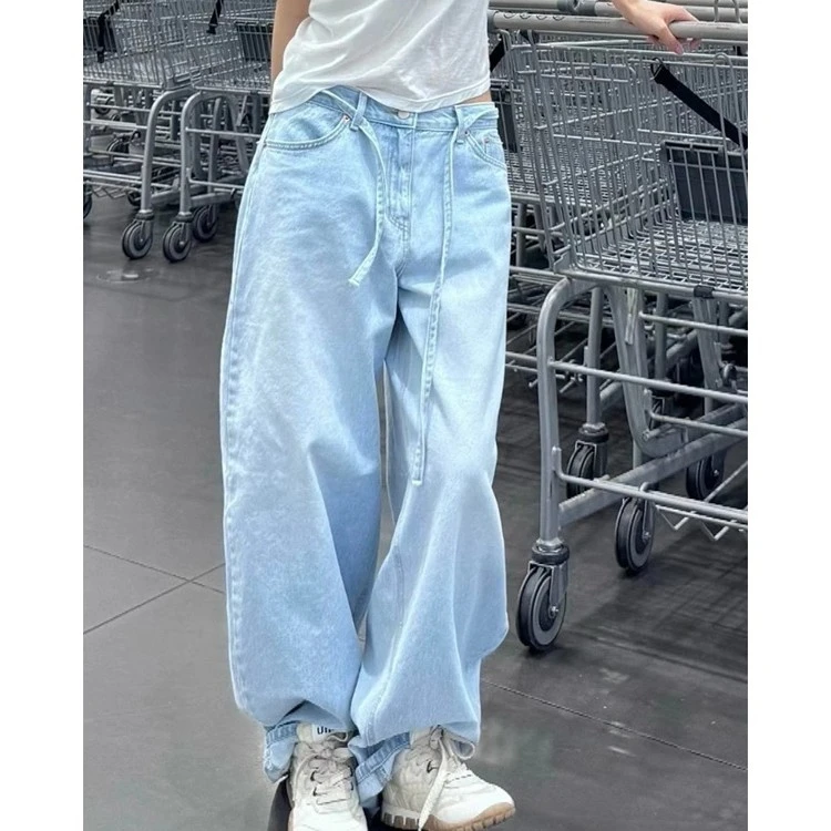 裤子松弛bf慵懒风夏季2025新款今年流行爆款浅蓝色系带收腰牛仔裤