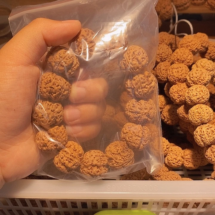恩***军金刚菩提手串这样