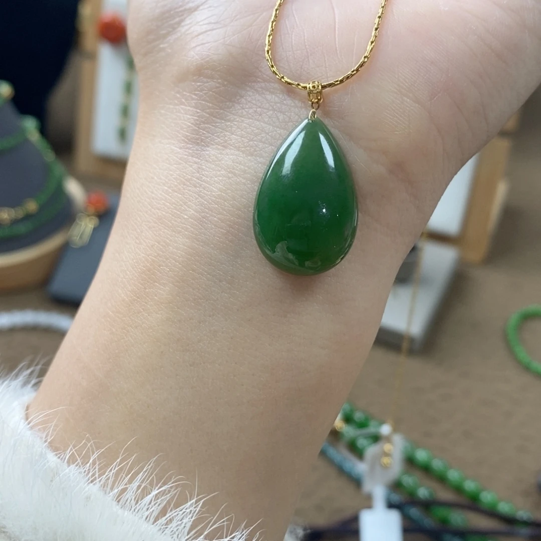 和田玉颈饰18K金镶嵌Cs