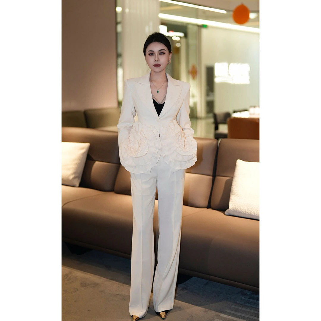 早秋新款法式时尚设计感大盘花洋气款西装直筒裤套装商务女总裁范