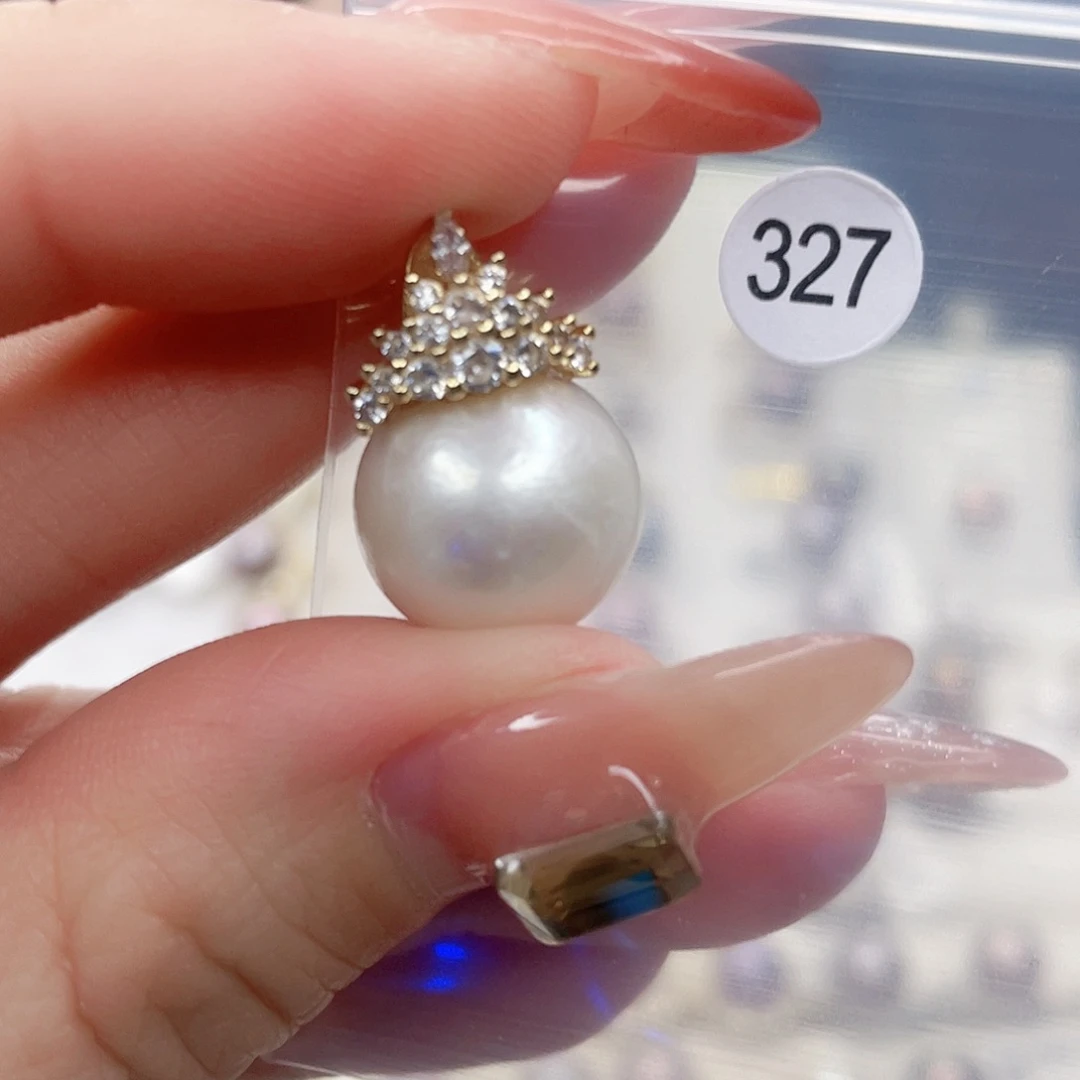 淡水珍珠颈饰合金