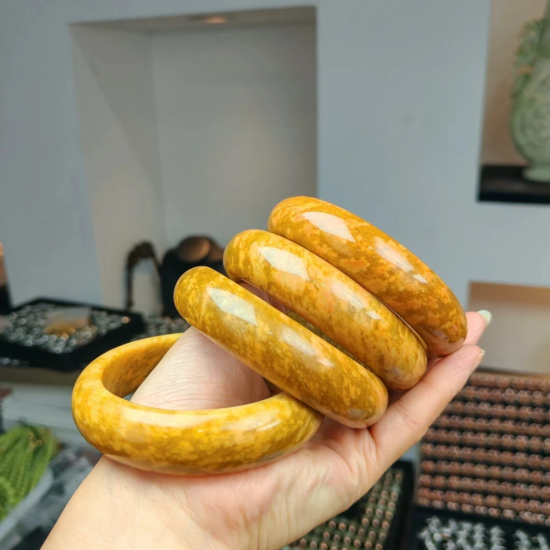 19-20天然岫玉精美叠翠流金轮胎手镯（随机发货，其中一个）
