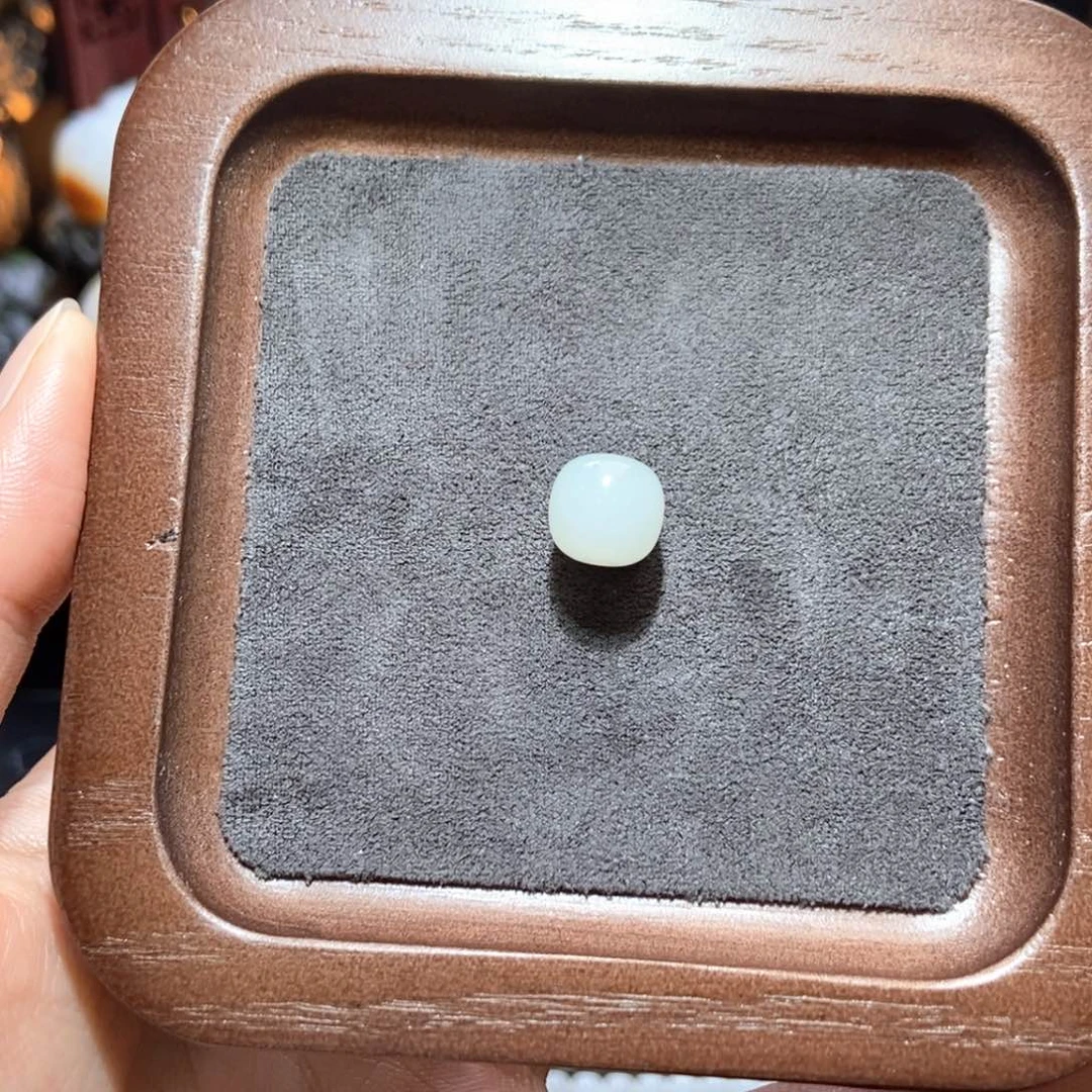 湿***D和田玉未镶嵌吊坠(不含链)福利珠