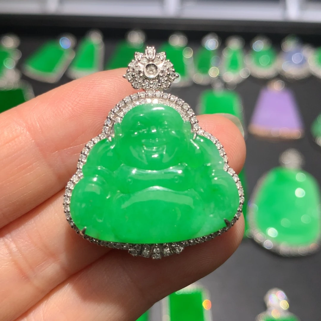 翡翠颈饰18K金镶嵌翡翠