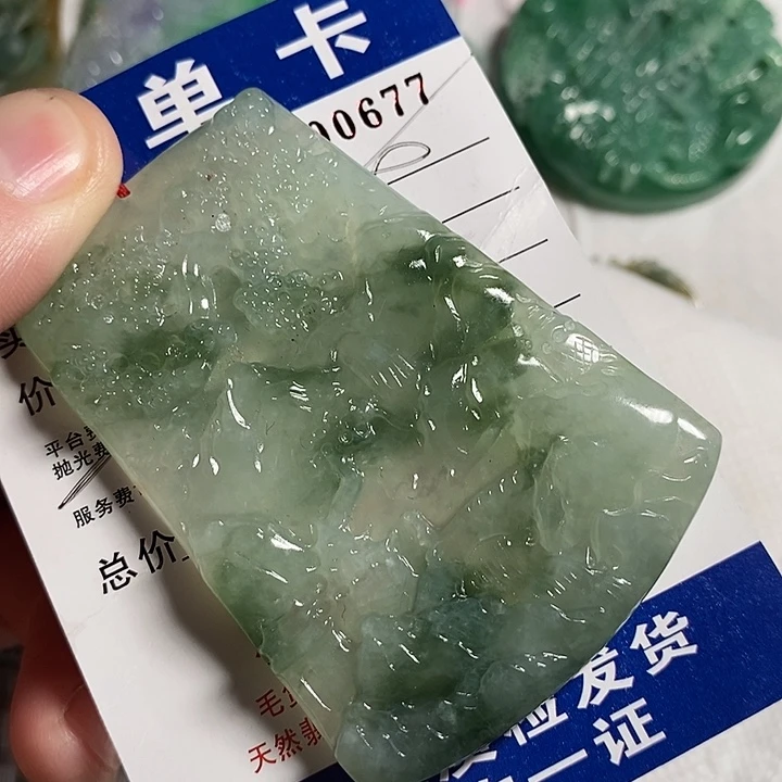 礼***、定制翡翠未镶嵌不退