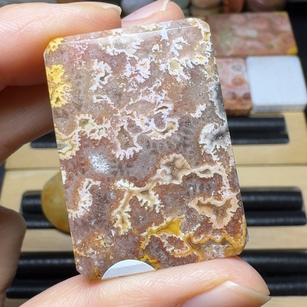 石英质玉奇特再生未镶嵌