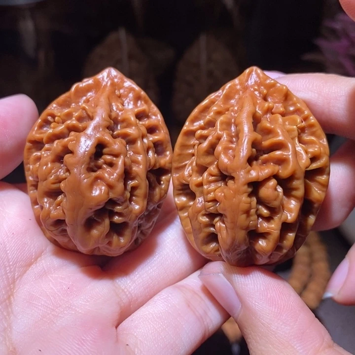 把件文玩核桃东北野生楸子小园 113