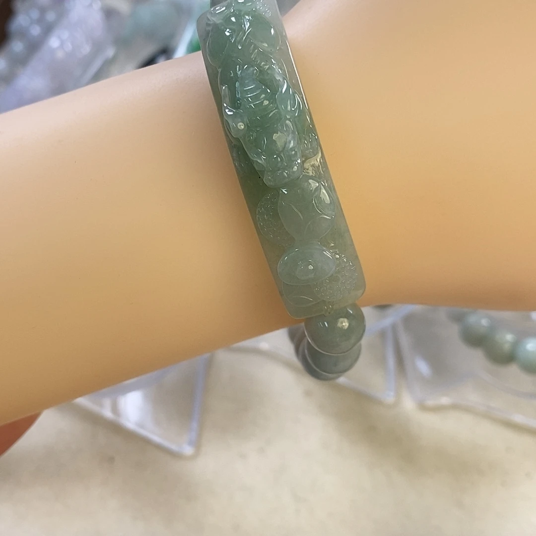 翡翠未镶嵌手链60