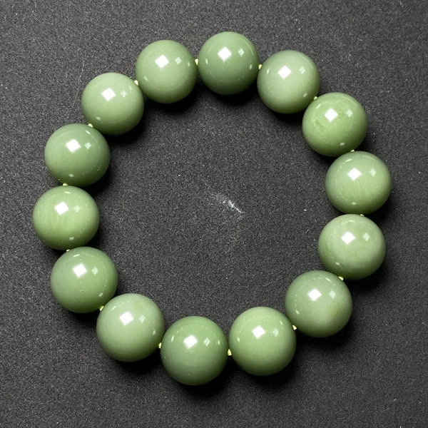 天然和田玉碧玉鸭蛋青手串16mm绿色单圈玉手串
