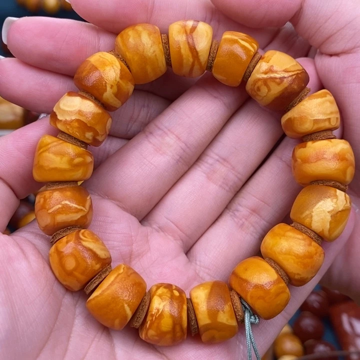 春***开未镶嵌琥珀裸石蜜蜡T