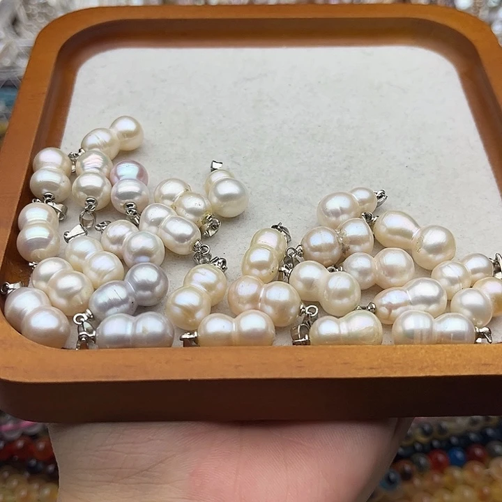 玛瑙/玉髓未镶嵌珠宝半成品一个葫芦珍珠吊坠随机发