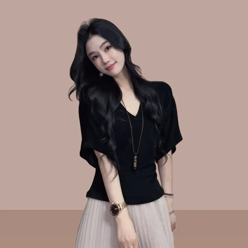 时尚高级感V领黑色短袖T恤女士2025夏季洋气正肩气质收腰显瘦上衣