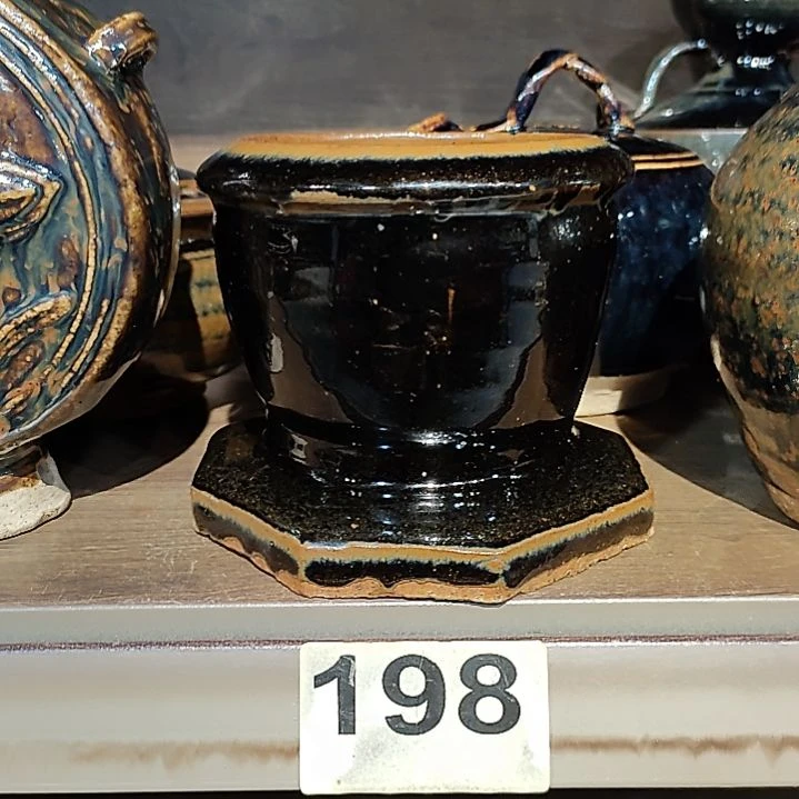心***态铝黑瓷茶室摆件美品
