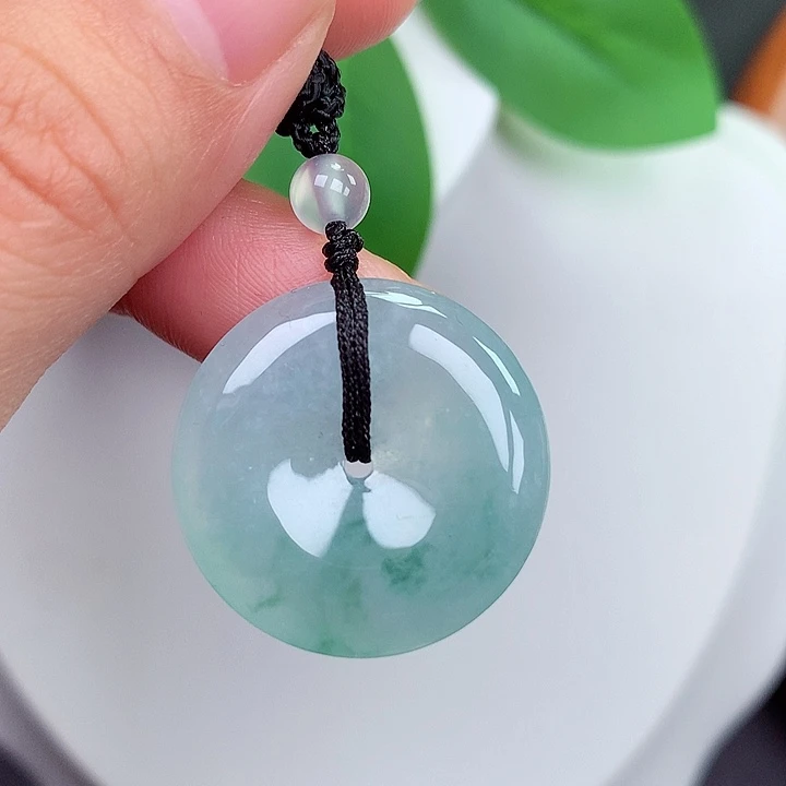颈饰未镶嵌翡翠平安扣24.7x5.3mm