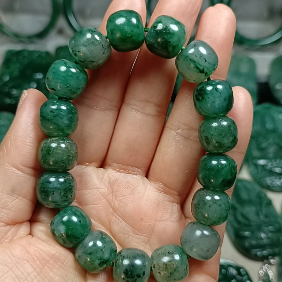 独山玉未镶嵌手串