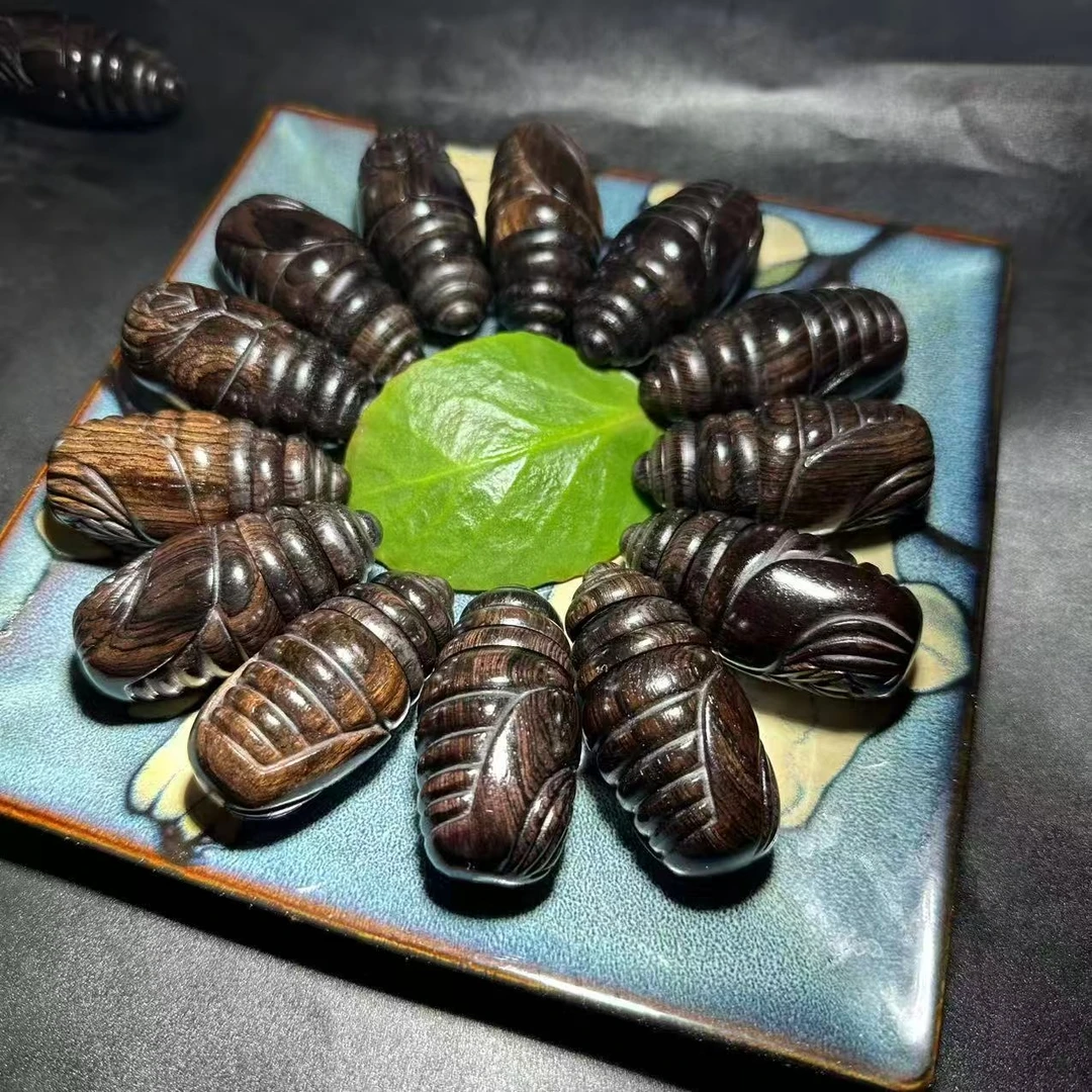 蚕蛹手把件高油高密雷击乌木手工雕刻可动蚕蛹东南西北手把件