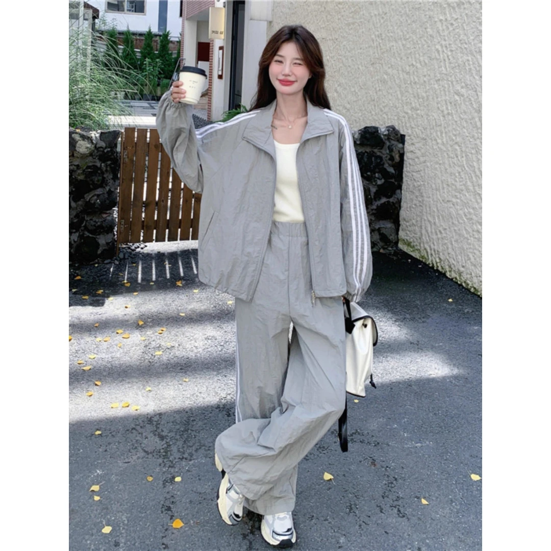 三道杠冲锋衣运动套装女秋季新款韩版户外跑步登山外套长裤两件套
