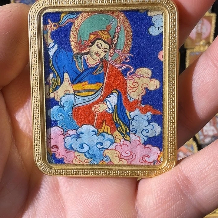 吊坠莲花生纯手绘唐卡热贡