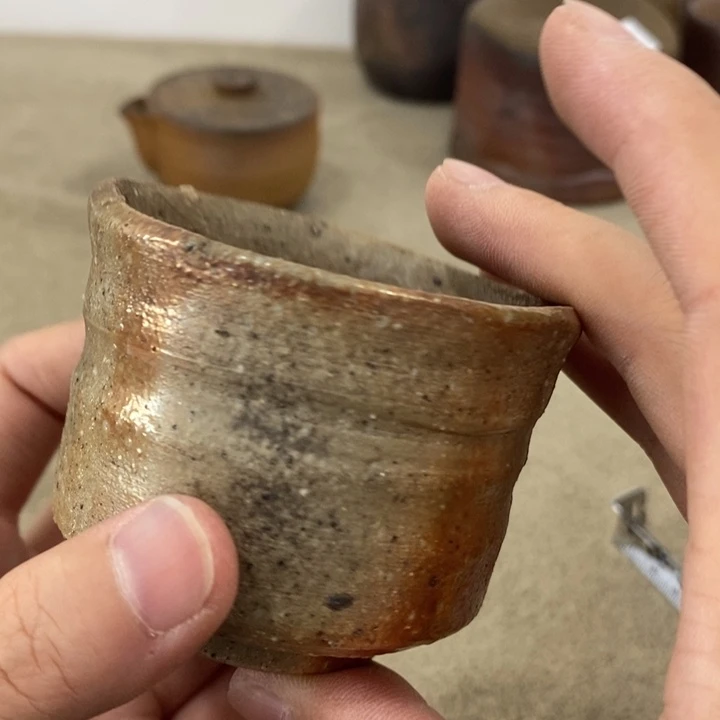 瓷片非常漂亮好看的物品