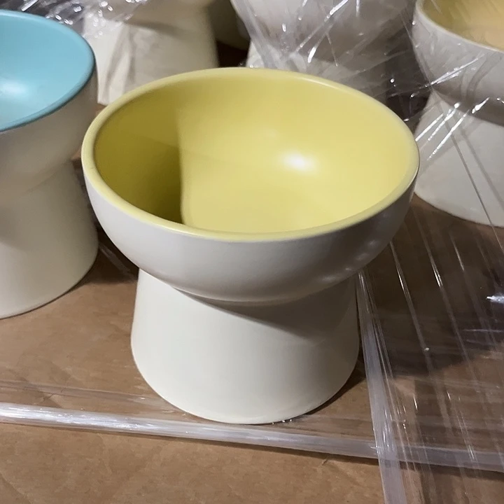 陶陶瓷高脚微瑕黄色