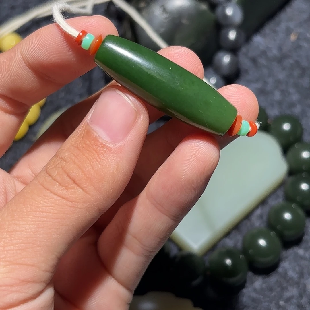 是***呀和田玉未镶嵌手链